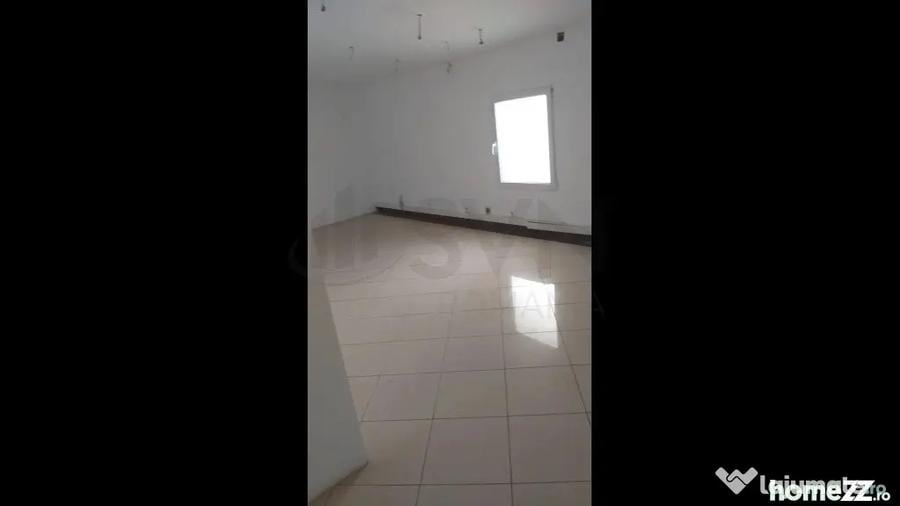 Spațiu comercial, de 570 mp, în Gara de Nord