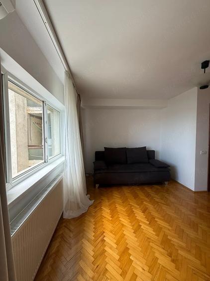 Apartament cu 2 camere decomandat, mobilat în Faleza Nord