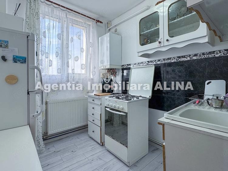 Apartament cu 2 camere decomandat în Gojdu