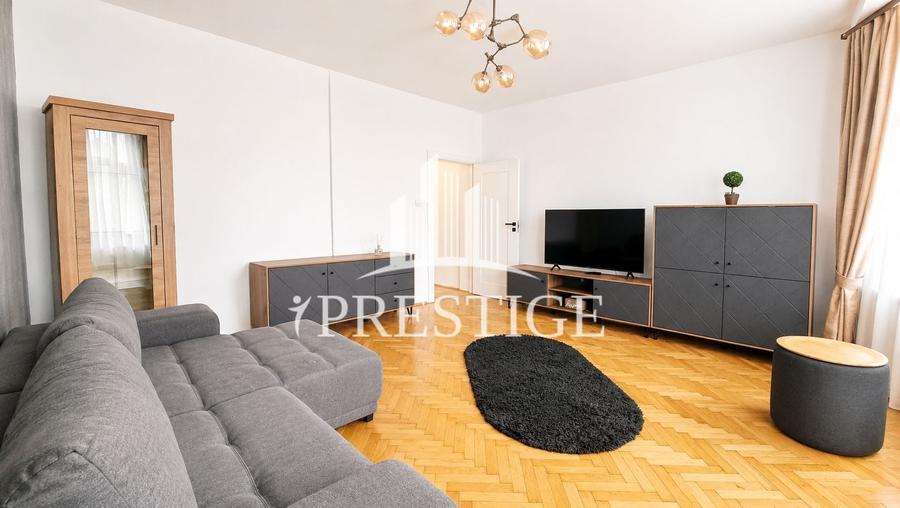 Apartament cu 2 camere decomandat, mobilat în Central