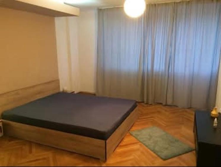 Apartament cu 2 camere decomandat în Alexandriei