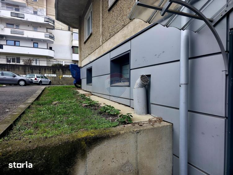 Spațiu comercial, de 68 mp, în Central