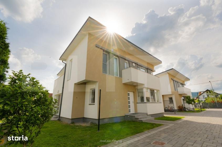 Casă cu 4 camere cu Teren 250 Mp în Unirea