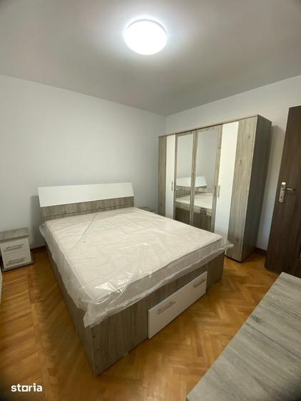 Apartament cu 2 camere decomandat în Energiei