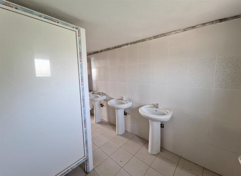 Hotel/Pensiune, de 470 mp, în Petreasa