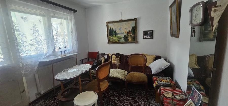 Casă cu Teren 365 Mp în Central