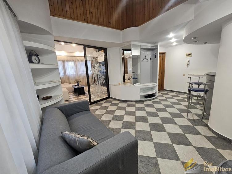 Apartament cu 3 camere decomandat, mobilat în Floreasca