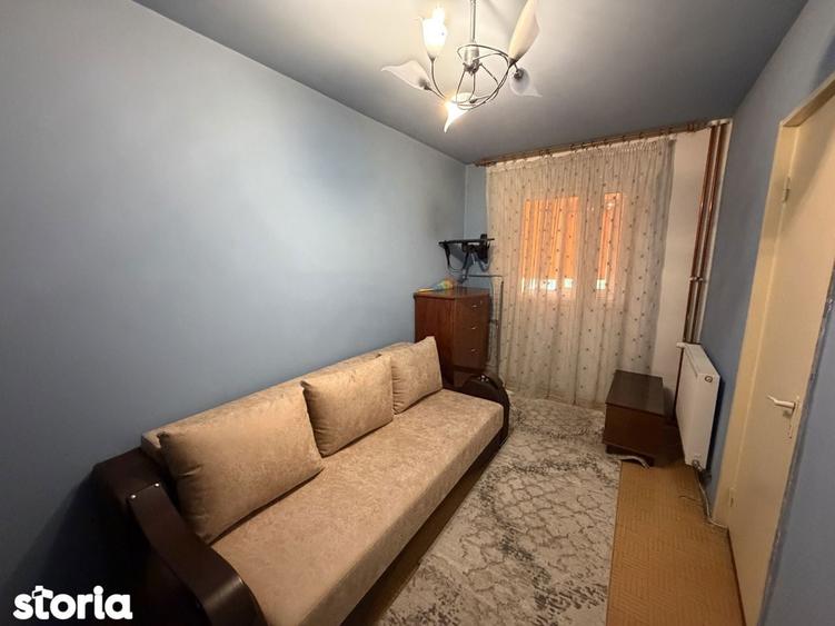 Inchiriere apartament 3 camere zona Vest - 1