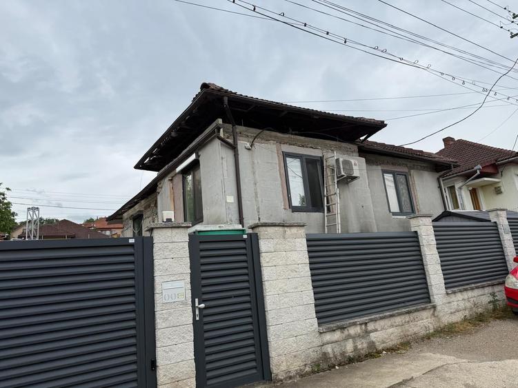 Casă individuală cu 4 camere cu Teren 838 Mp în Exterior Est