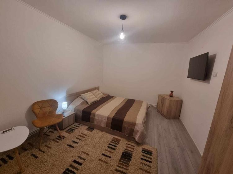 Garsonieră decomandată în Central