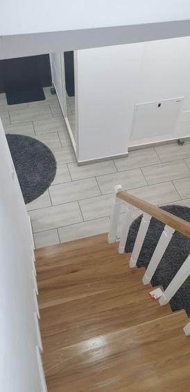 Apartament cu 4 camere decomandat în Exterior Vest