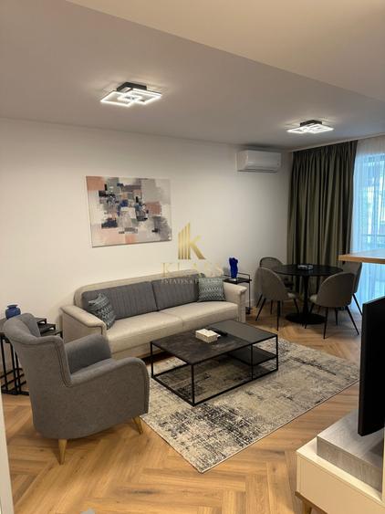 Apartament cu 2 camere semidecomandat, mobilat în Pipera