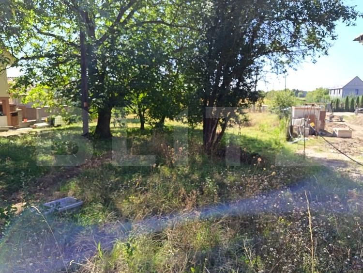 Teren Construcții intravilan de 2350 mp, în Sud-Est