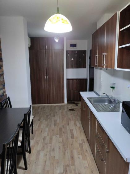 Casă cu 2 camere în Central
