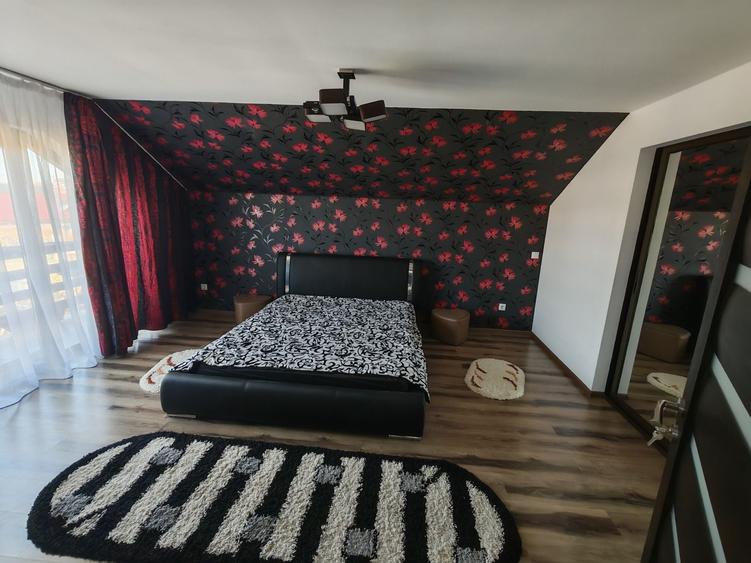 Casă cu 4 camere în Ghercești