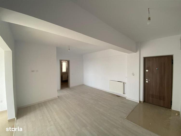Apartament cu 2 camere semidecomandat în Brătuleni