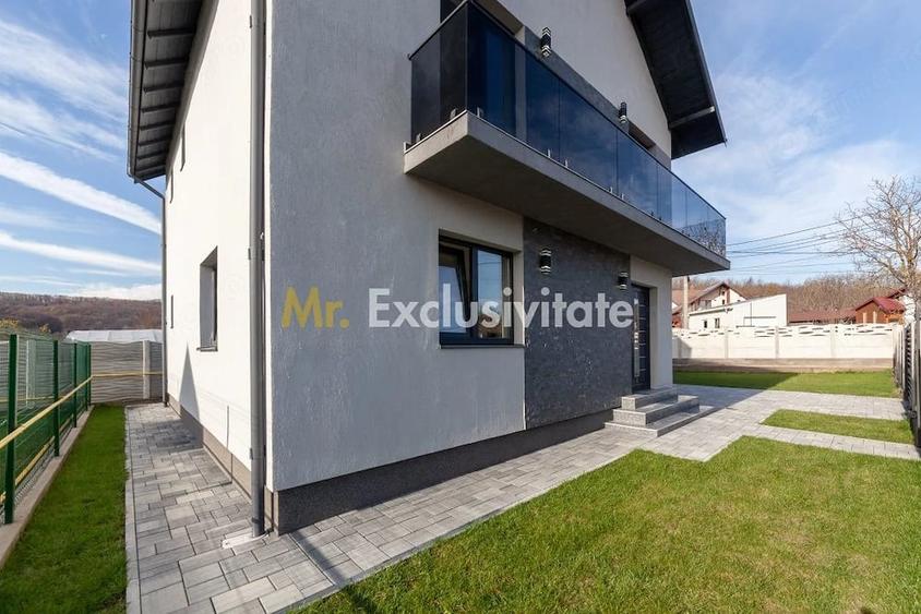 Casă cu Teren 330 Mp în Argeșelu