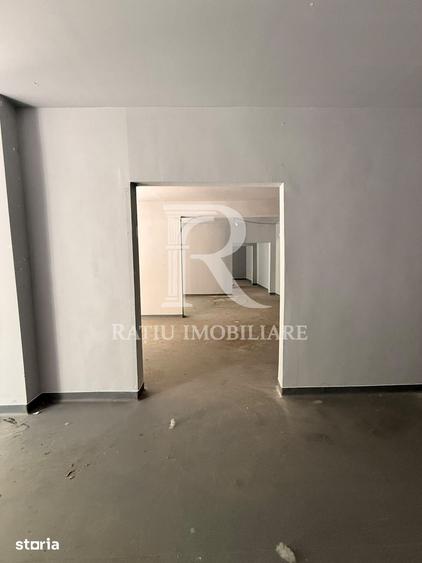 Spațiu comercial, de 205 mp, în Decebal