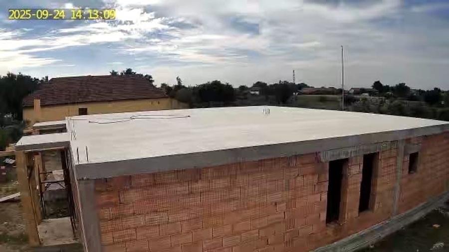 Duplex cu 2 camere cu Teren 1150 Mp în Șandra