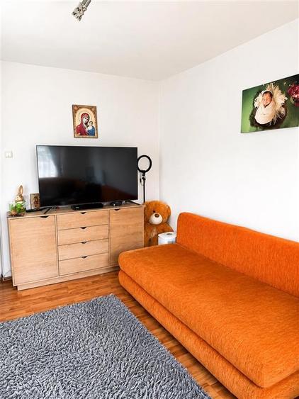 Apartament cu 2 camere semidecomandat, mobilat în Brașovul Vechi