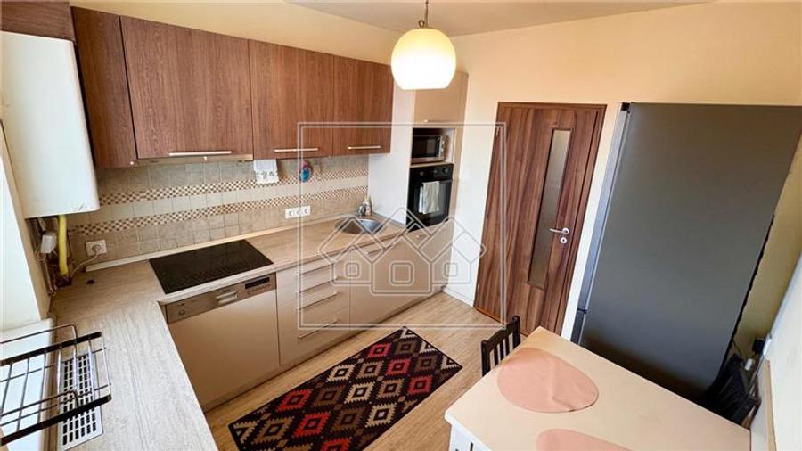 Apartament cu 2 camere decomandat în Turnișor