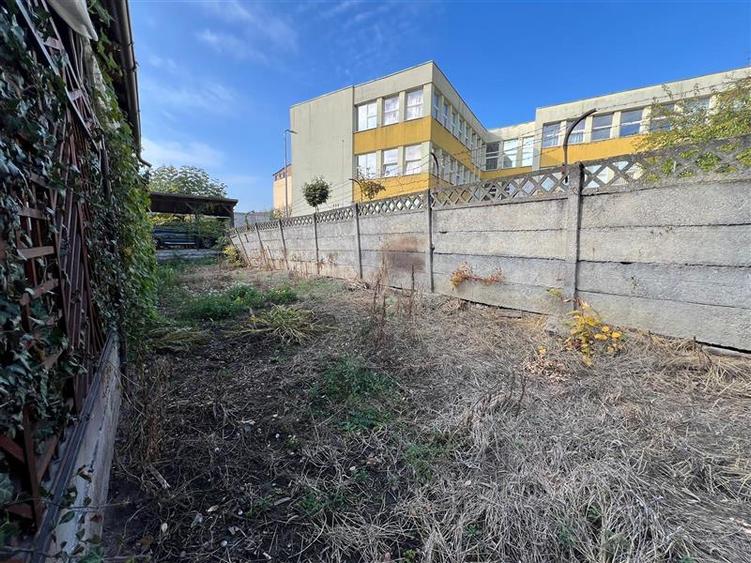 Casă cu 3 camere cu Teren 317 Mp în Budai