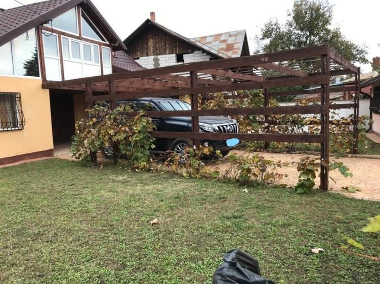 Casă individuală cu 5 camere cu Garaj în Vlădeni