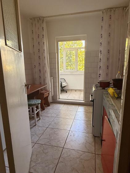 Apartament cu 2 camere decomandat în Sud