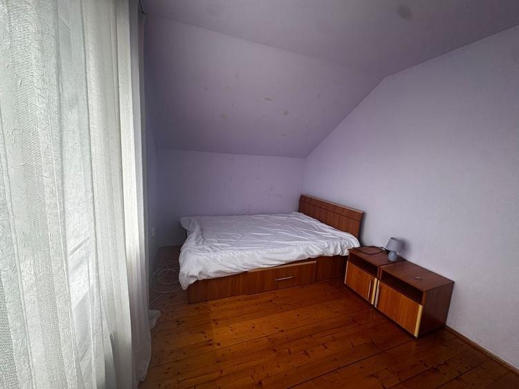 Casă cu 4 camere în Cheia