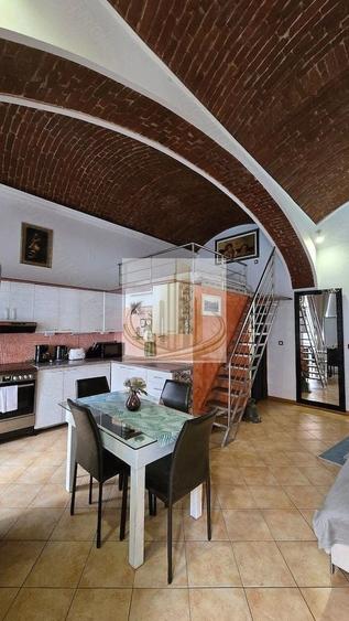 Apartament cu 2 camere decomandat, mobilat în Ultracentral
