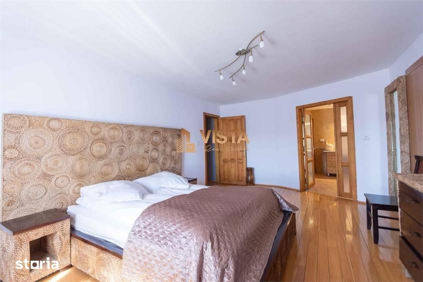 Casă cu 6 camere cu Teren 1400 Mp în Râșnov