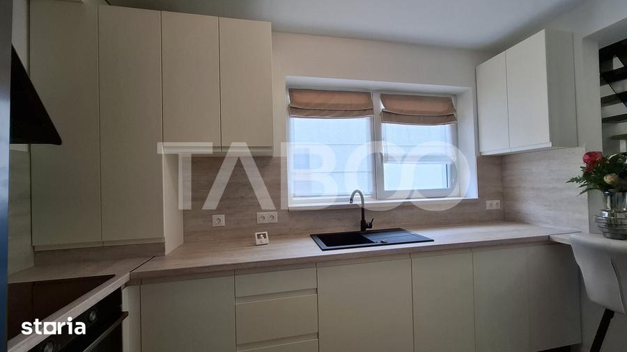 Apartament cu 5 camere decomandat în Cristian