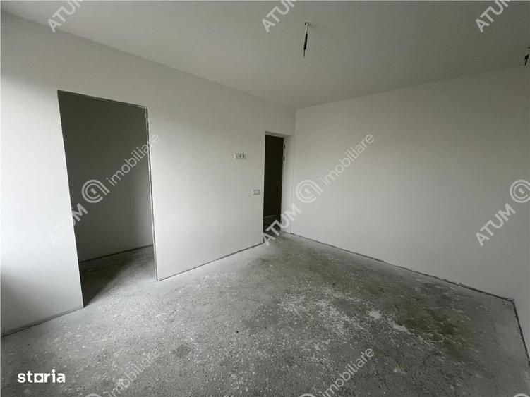 Casa cu 4 camere si teren 250 mp in Selimbar zona Triajului - 18