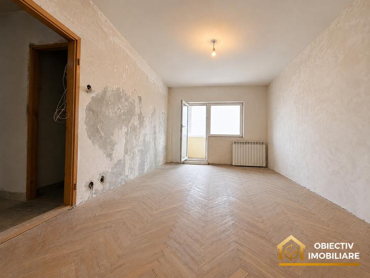 Apartament cu 3 camere decomandat în 1 Mai