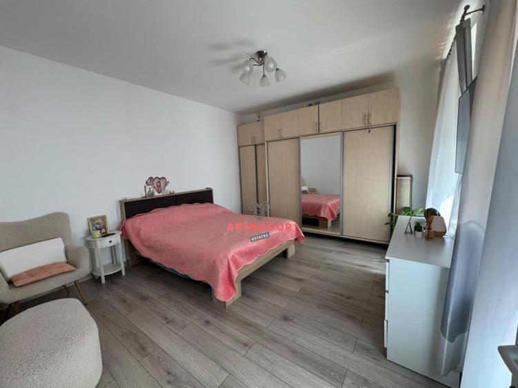 Apartament cu 2 camere, mobilat în Unirii