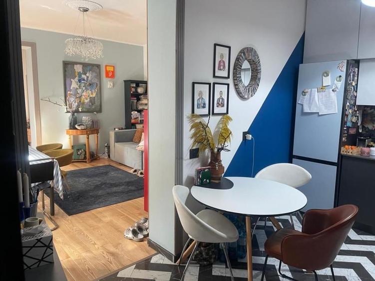 Apartament cu 3 camere în Universitate