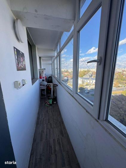 Apartament cu 3 camere decomandat, mobilat în Drumul Taberei — fotografia 3
