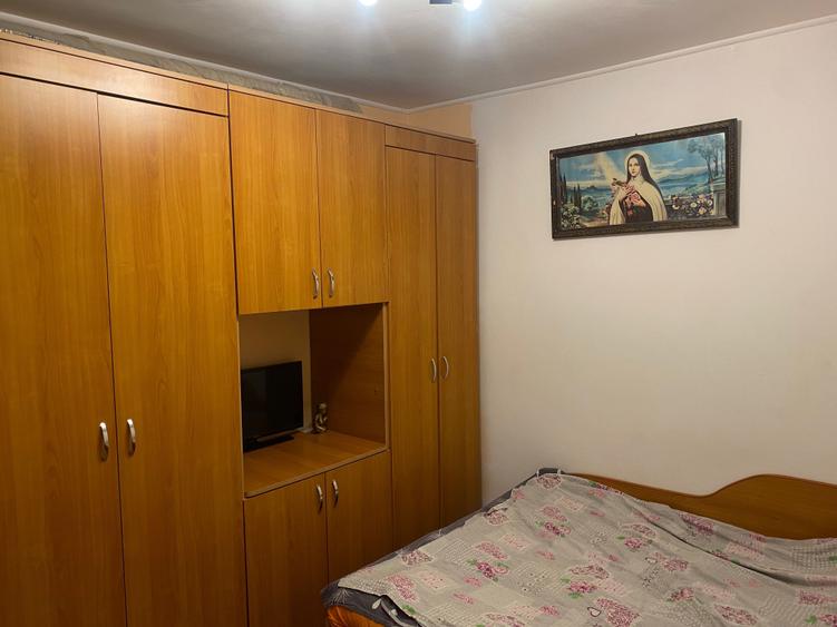 Apartament cu 2 camere nedecomandat în George Enescu