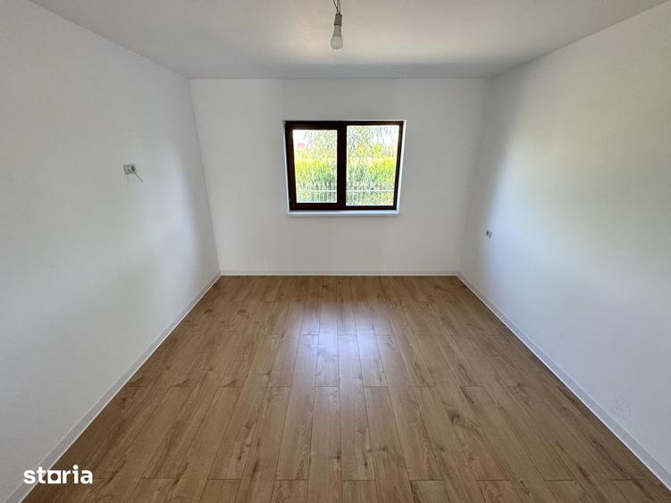 Casă cu 3 camere cu Teren 500 Mp în Ciurea