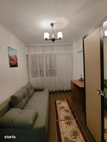 Apartament cu 3 camere decomandat în Ultracentral