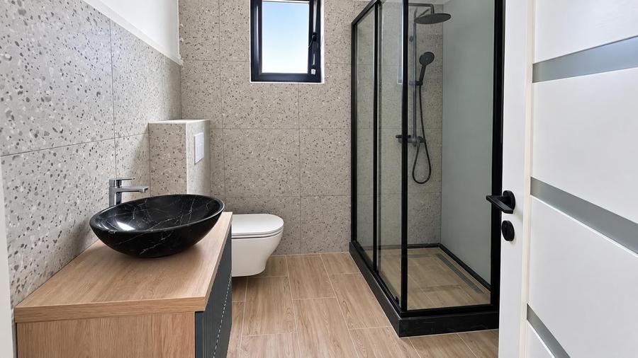 Casă cu 3 camere cu Canalizare în Clinceni