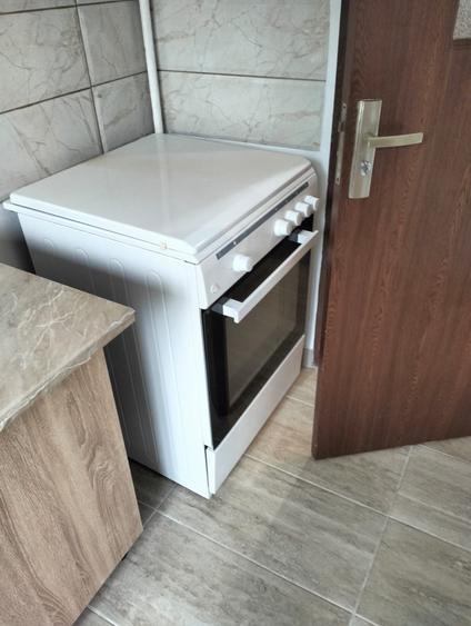 Apartament cu 2 camere semidecomandat în Popoveni