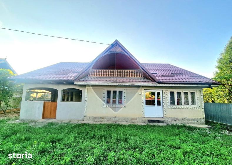 Casă cu 3 camere cu Teren 2100 Mp în Valea lui Ion