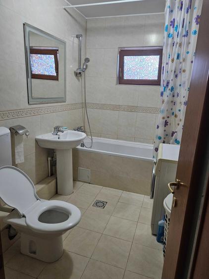 Apartament cu 2 camere decomandat în Lacul Morii