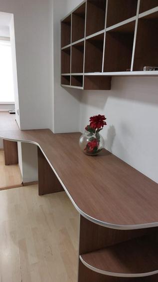Apartament cu 3 camere decomandat în Lazaret