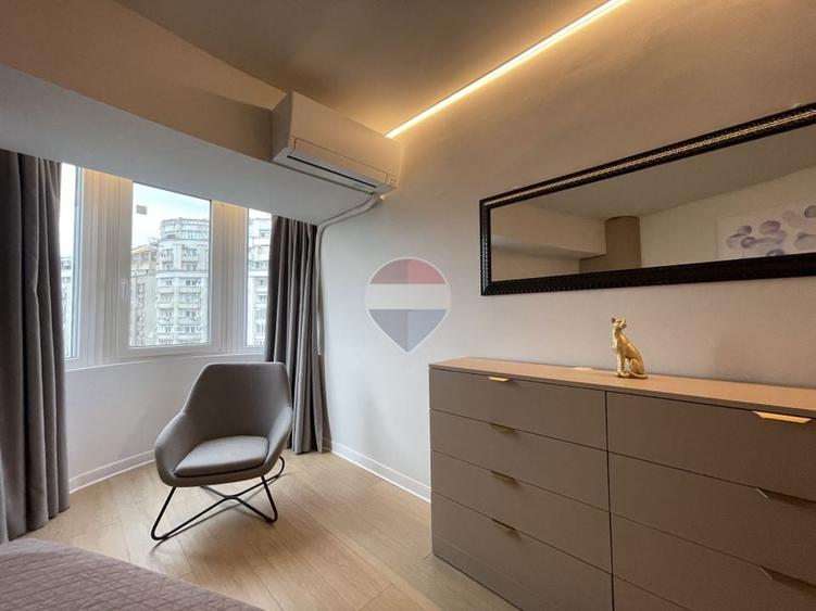 Apartament cu 3 camere decomandat, mobilat în P-ța Alba Iulia