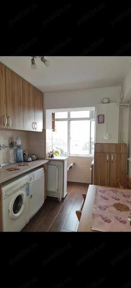 Apartament cu 3 camere decomandat în Gheorghe Doja