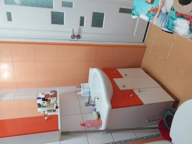 Apartament cu 2 camere decomandat în Chiajna