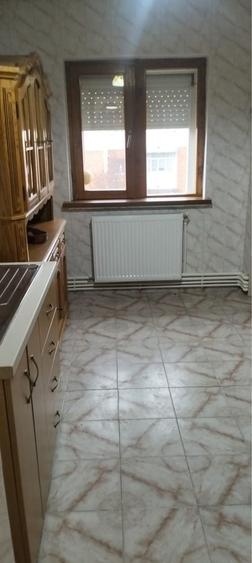 Apartament cu 2 camere decomandat în Popoveni
