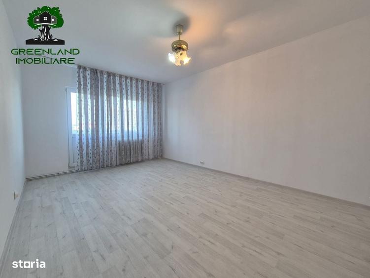 Apartament cu 3 camere decomandat în Frumoasa